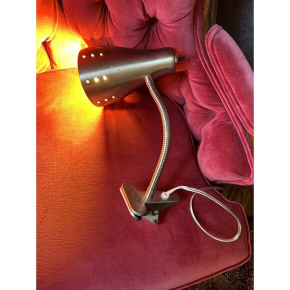 Hampton Bay - 13-7/8 in. Satin Chrome Clip Lamp Bulb Not Included - Picture 3 of 4